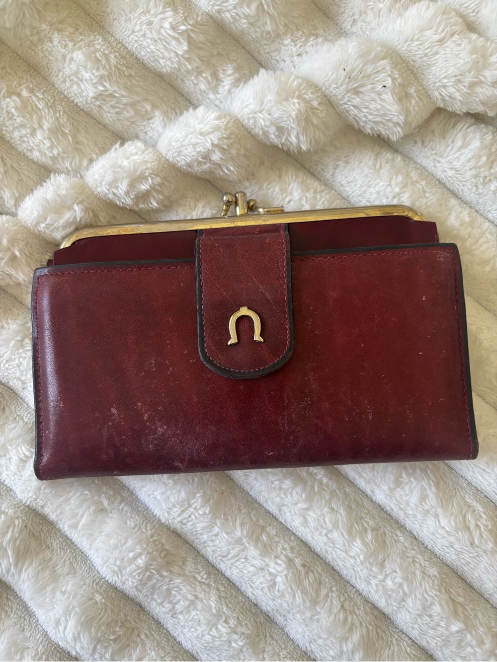 Classic Burgundy Leather Wallet with Gold Accent